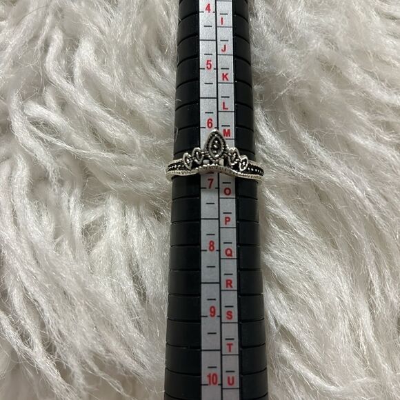 Princess ring- Size 7 - Picture 4 of 6